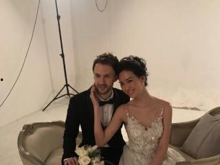 美女白嫩翘臀在线视频,白嫩翘臀，在线视频惊艳呈现